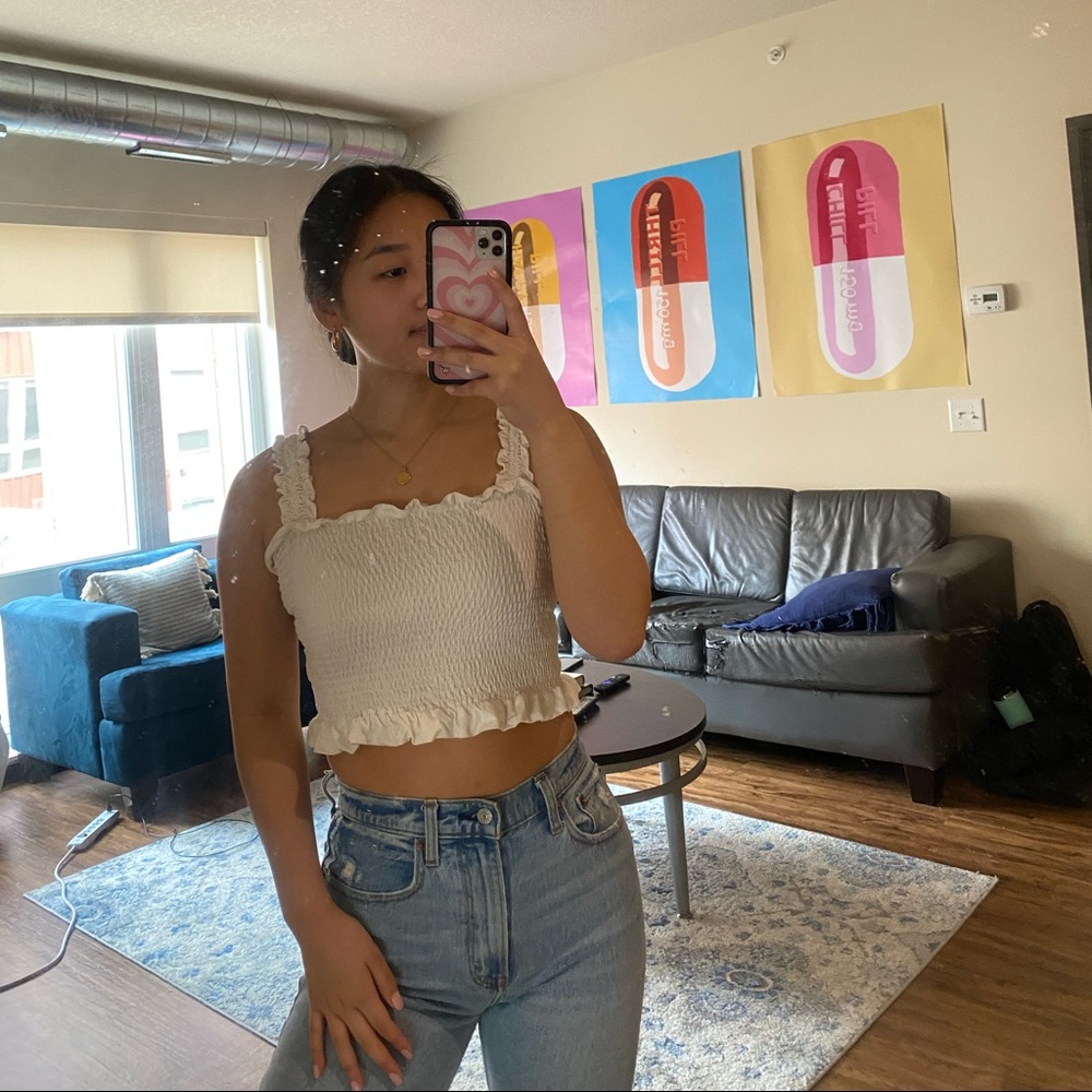 White ruched cropped tank